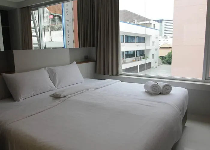 Metz Pratunam Hotel 3*