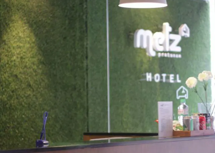 Metz Pratunam Hotel 3*