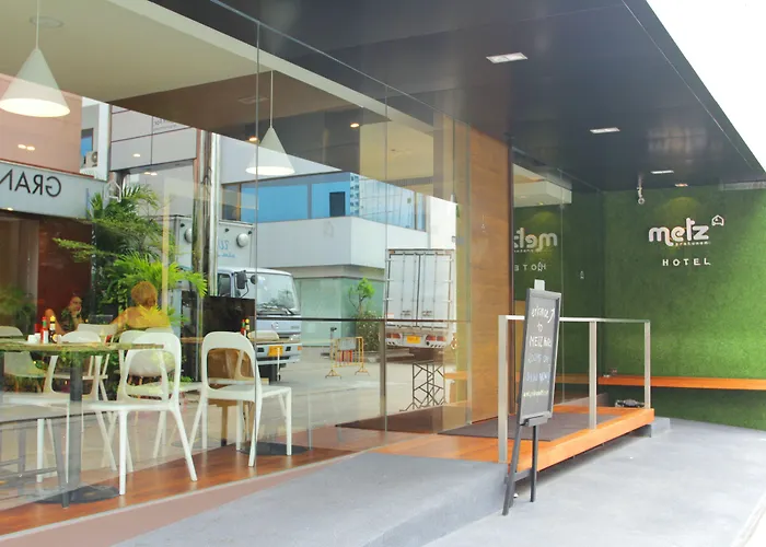 Metz Pratunam 3*