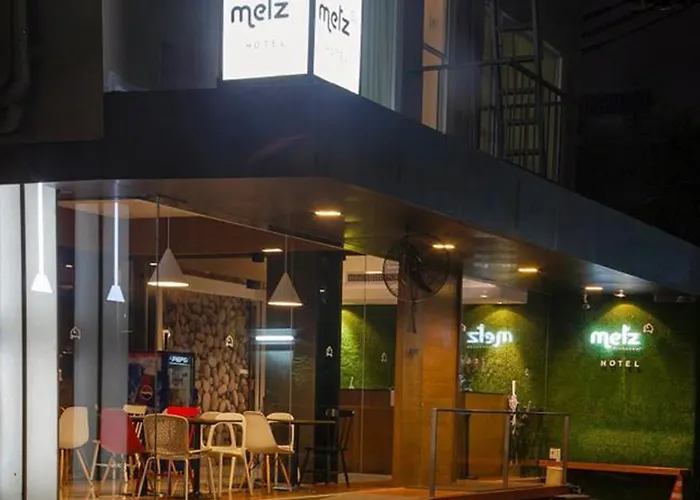 Metz Pratunam Hotel