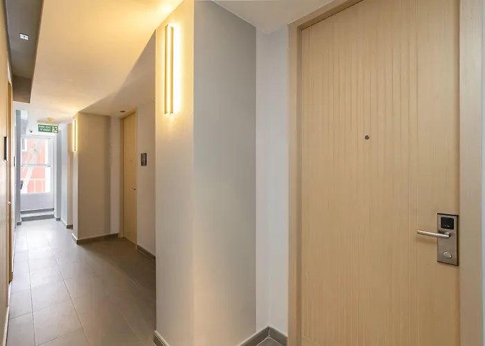 Metz Pratunam 3*