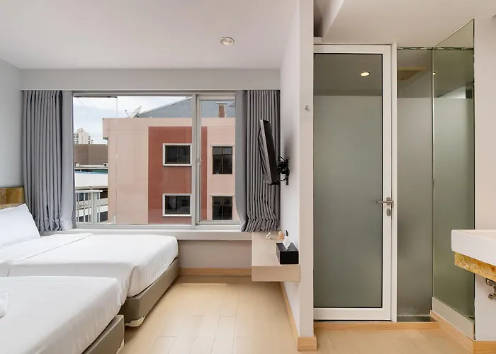 Metz Pratunam Hotel 3*
